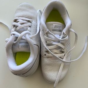 Nike Little Girls Cheerleading Shoes - Size 12C